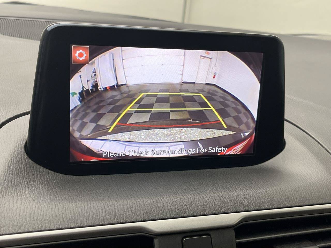 Used 2017 MAZDA MAZDA3 Sport FWD image 5