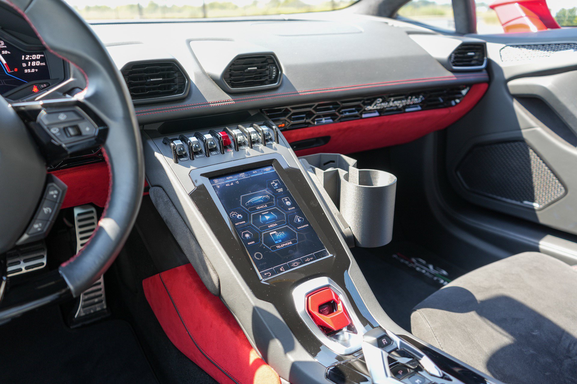 Used 2020 Lamborghini Huracan EVO AWD/4WD image 23