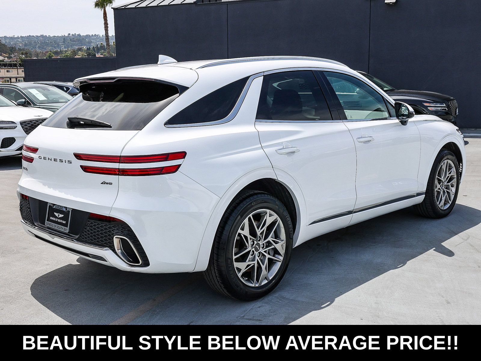 Used 2025 Genesis GV70 2.5T AWD/4WD image 4