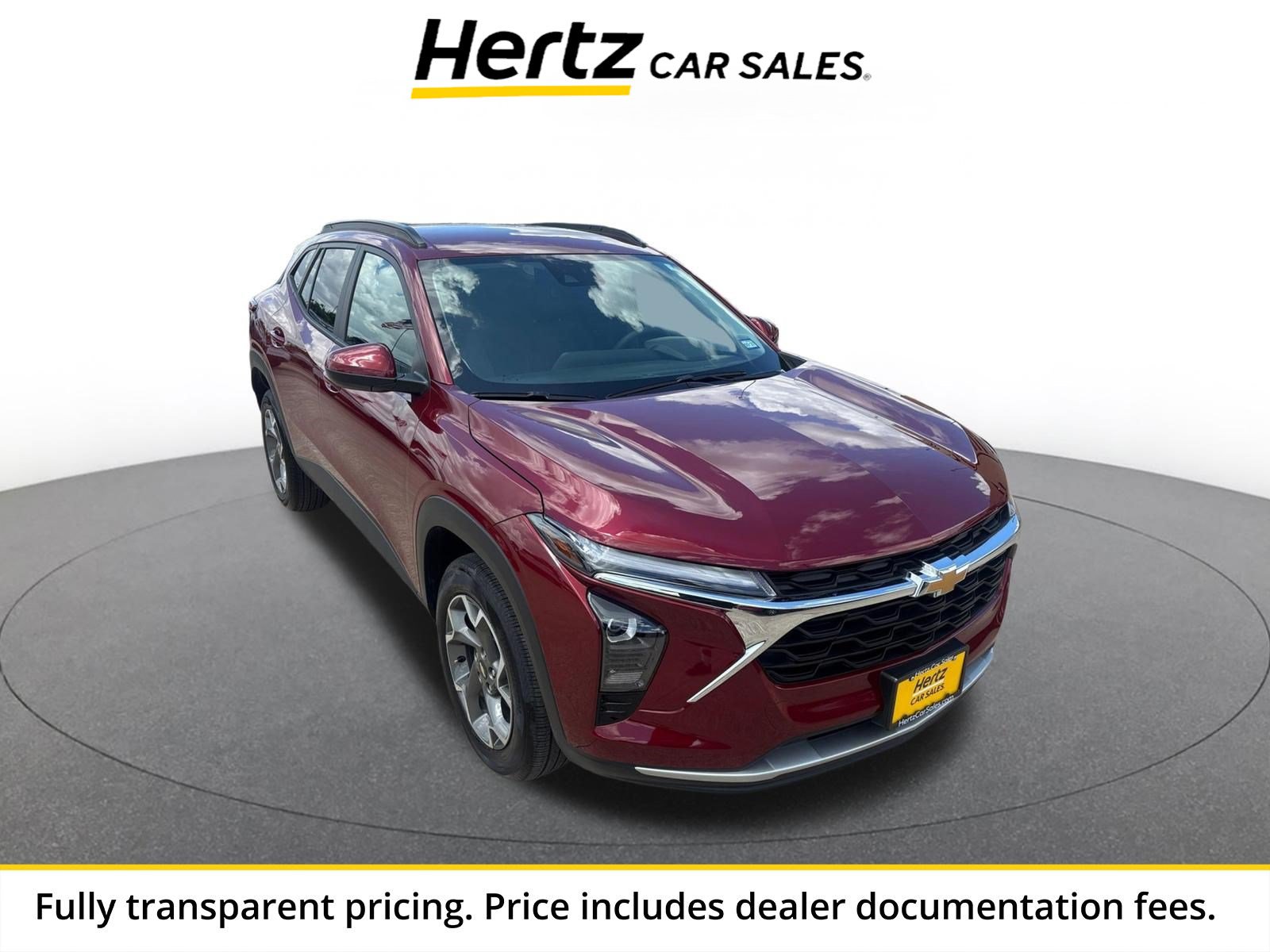 Used 2025 Chevrolet Trax LT FWD image 1