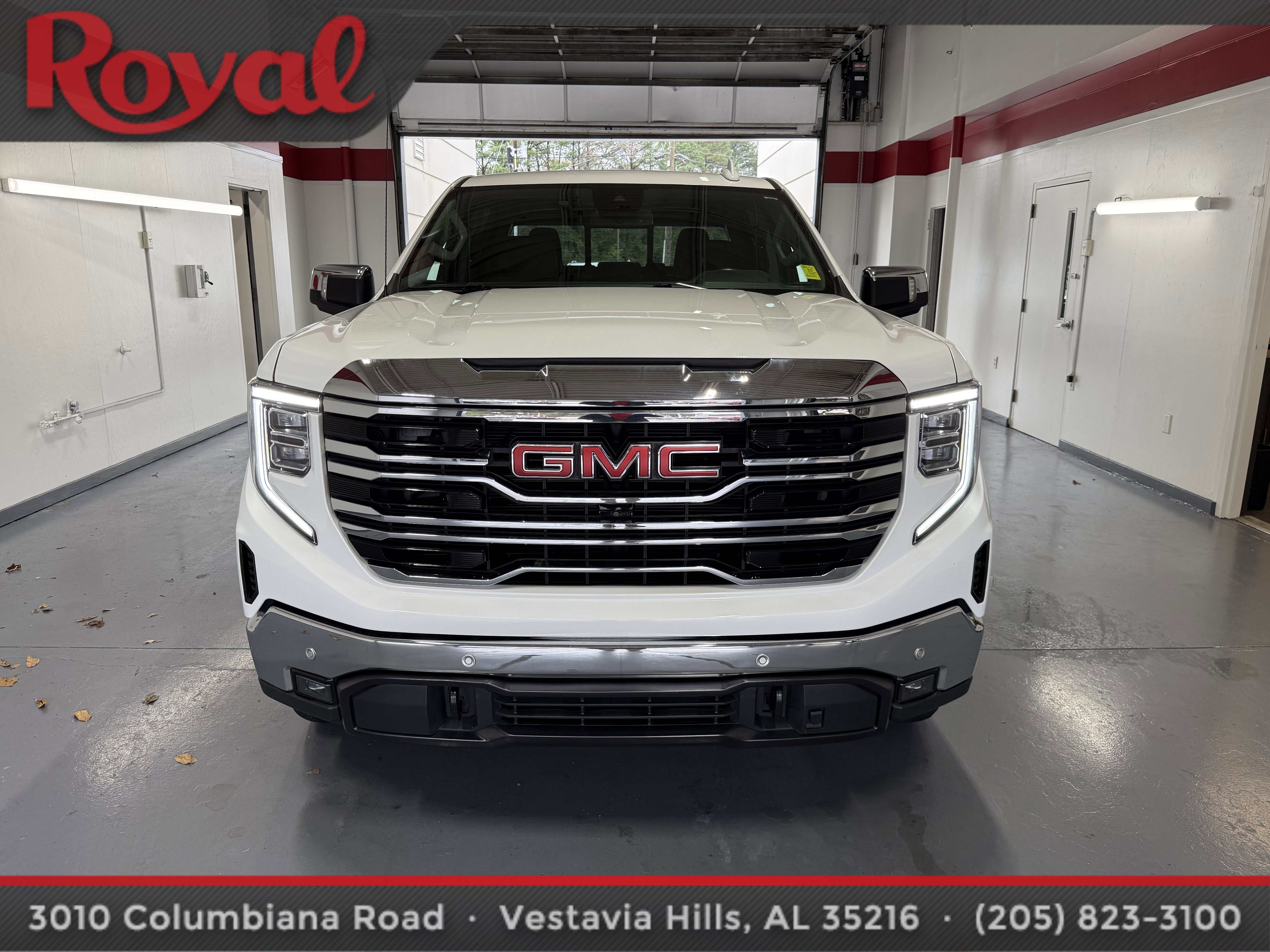 Used 2023 GMC Sierra 1500 SLT w/ SLT Premium Plus Package image 6