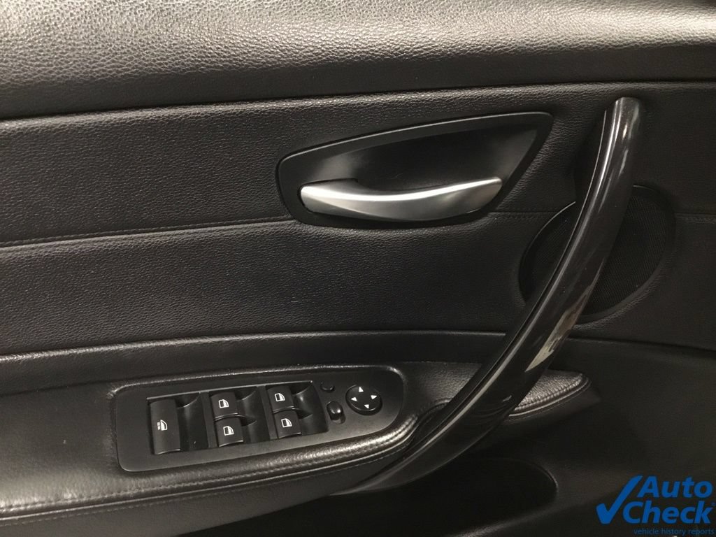 Used 2013 BMW 128i Convertible RWD image 31