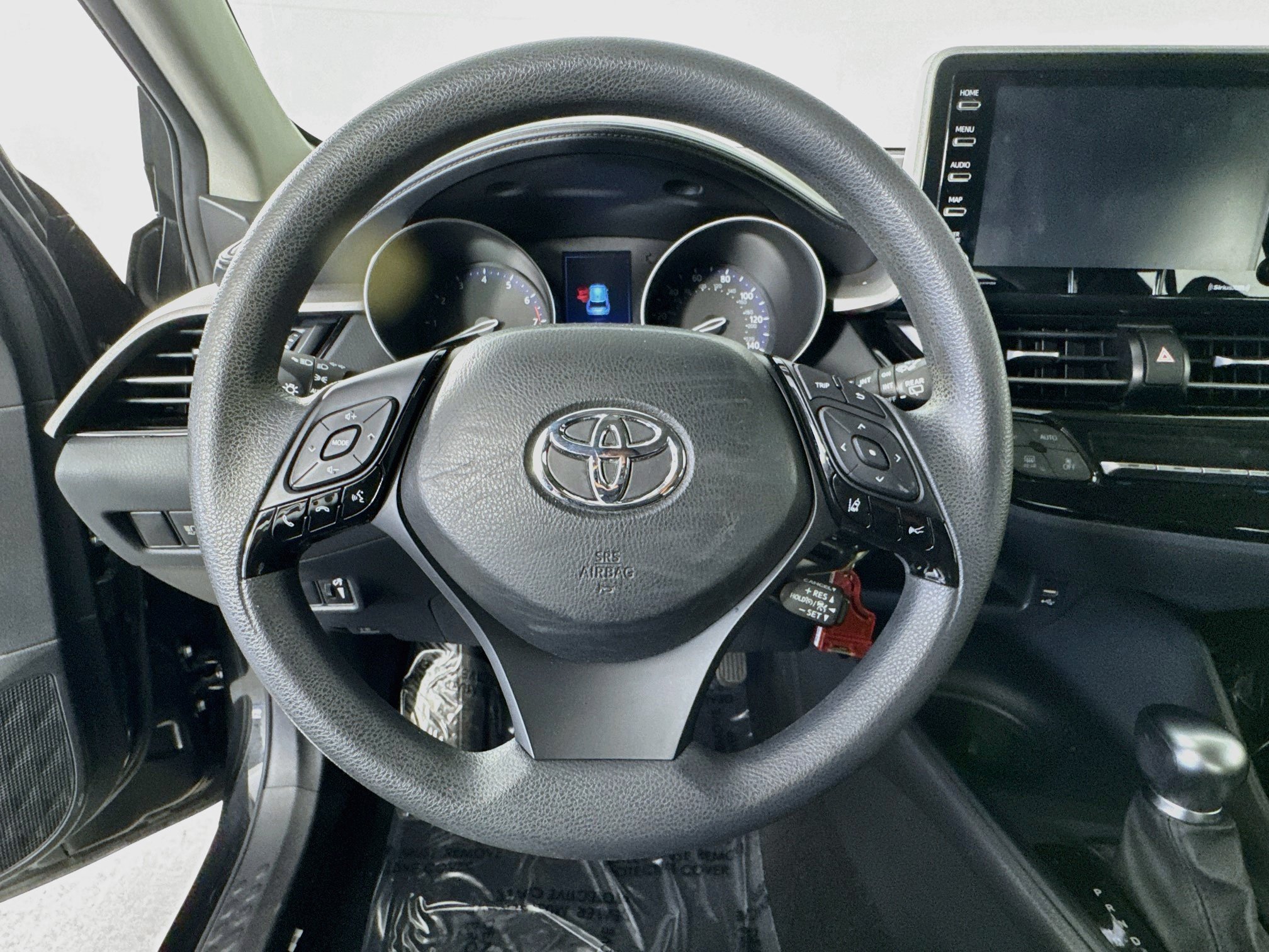 Certified 2021 Toyota C-HR LE FWD image 11