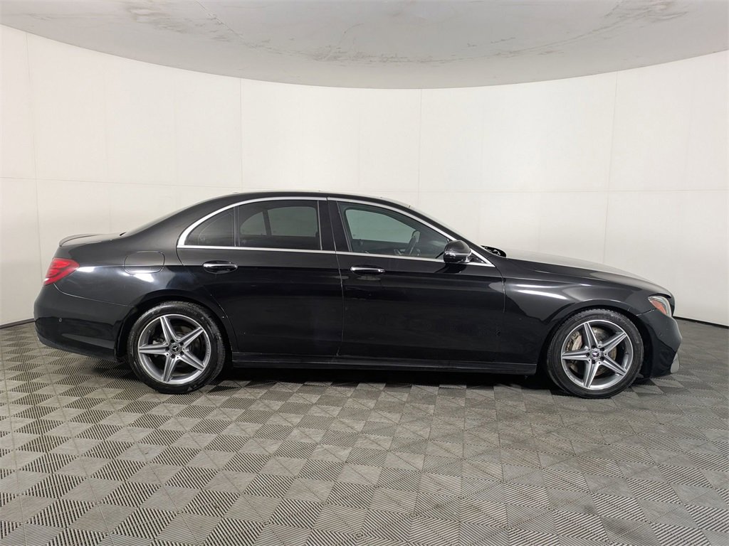 Used 2018 Mercedes-Benz E 300 image 6