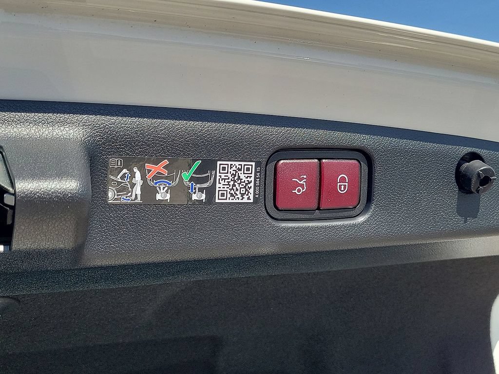 New 2025 Mercedes-Benz E 350 Sedan image 12
