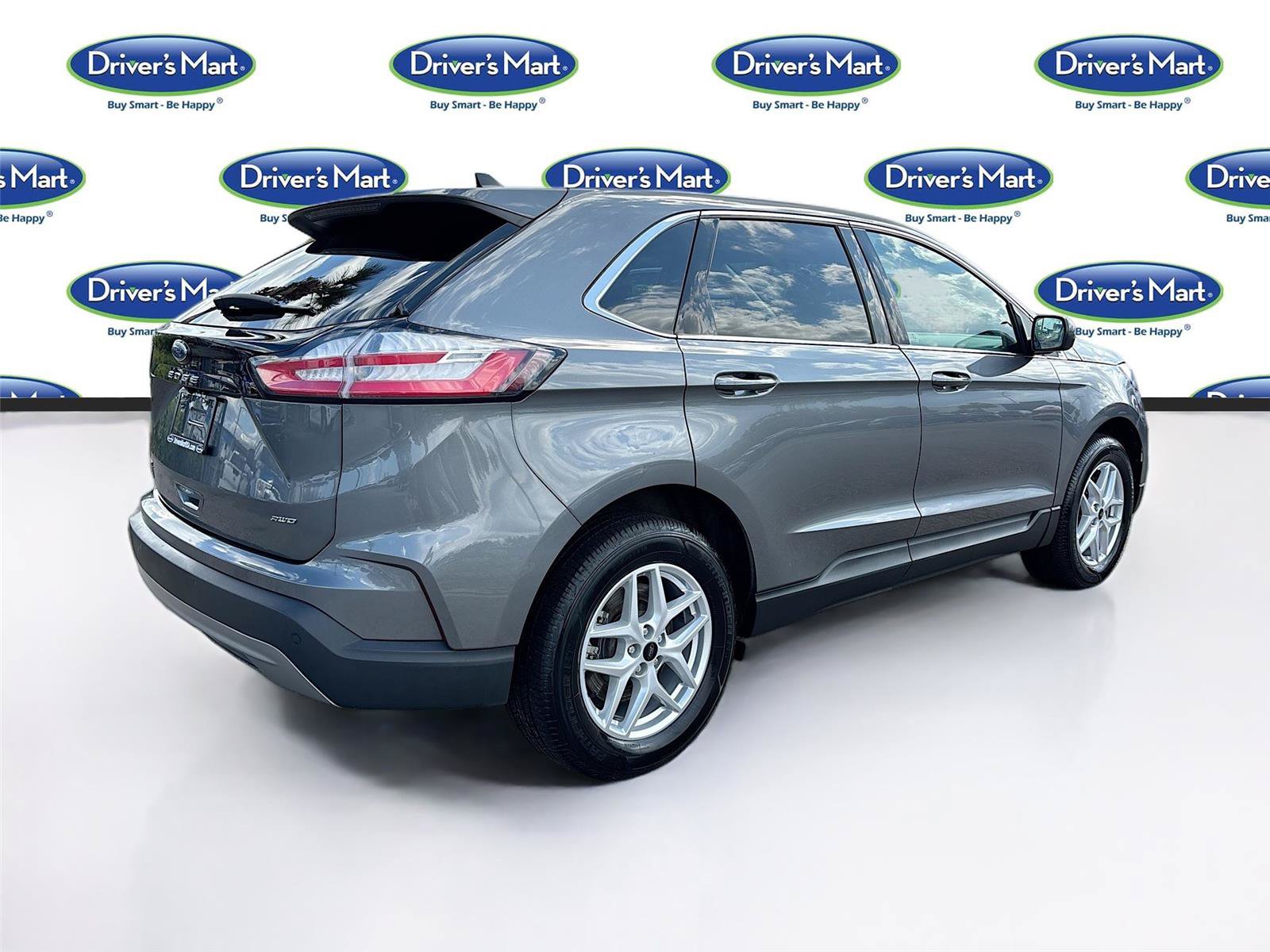 Used 2024 Ford Edge SEL AWD/4WD image 7