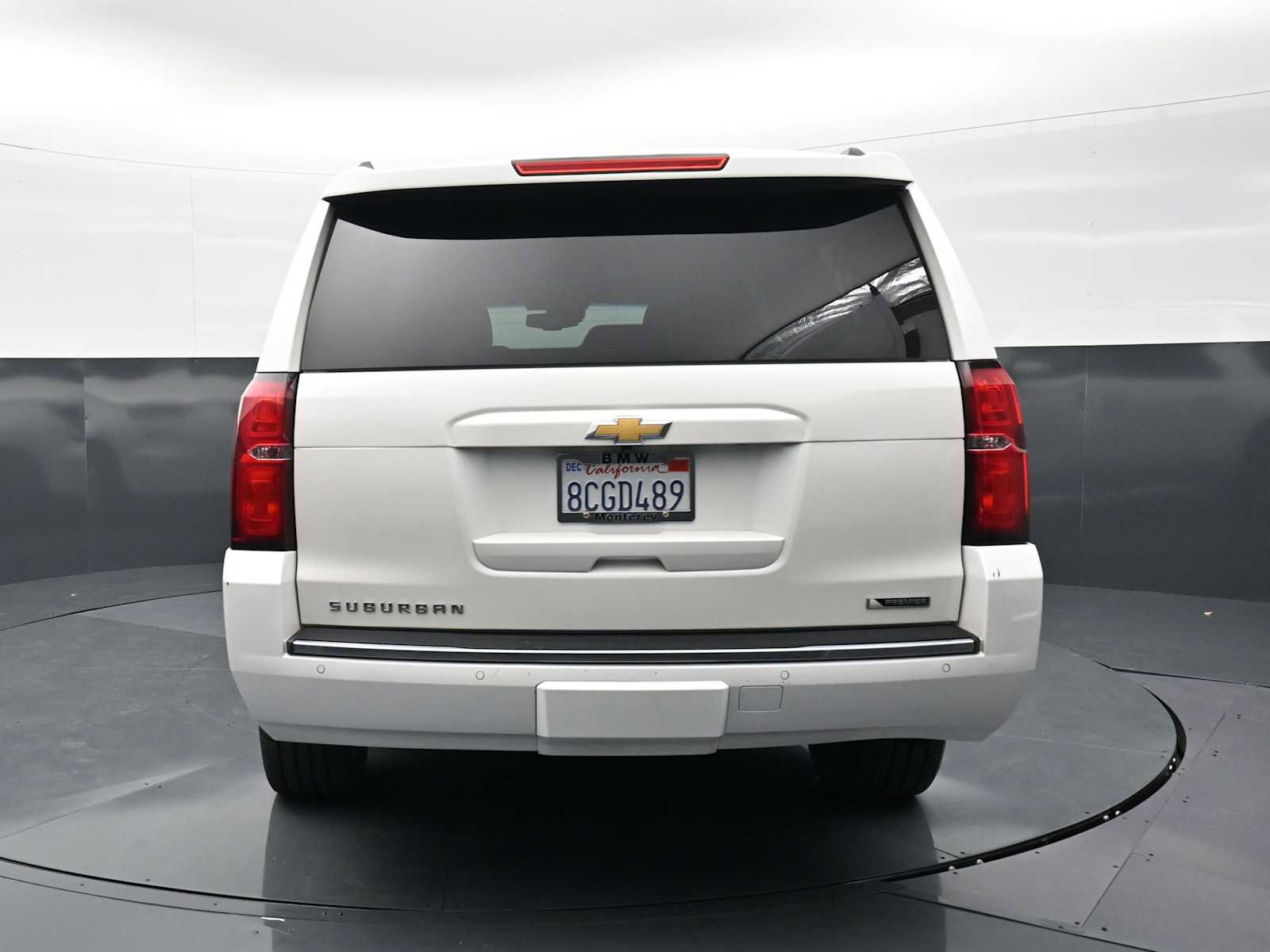 Used 2017 Chevrolet Suburban Premier AWD/4WD image 6