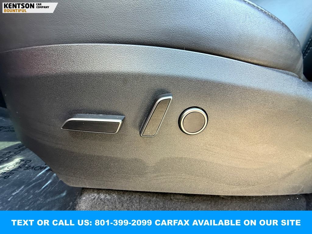 Used 2023 Tesla Model Y Long Range image 30