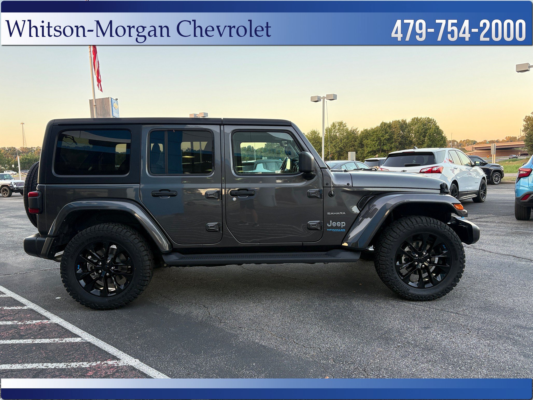 Used 2022 Jeep Wrangler Unlimited Sahara w/ Cold Weather Group AWD/4WD image 5