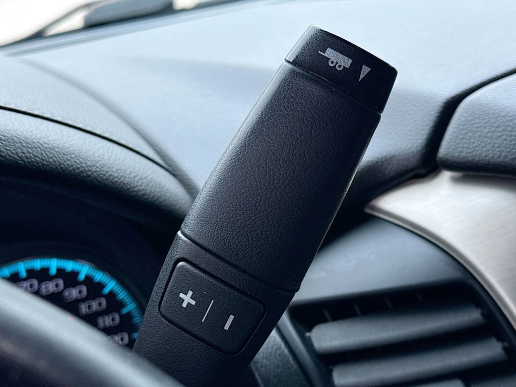 Used 2018 GMC Yukon Denali w/ Open Road Package image 14