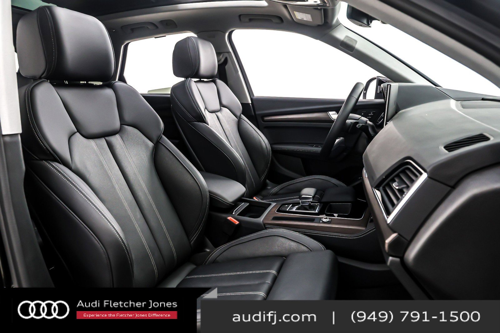 Used 2024 Audi Q5 e Prestige w/ Prestige Package image 7