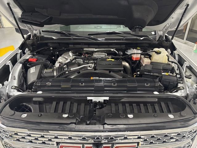 Used 2021 GMC Sierra 3500 Denali w/ Denali Ultimate Package AWD/4WD image 10