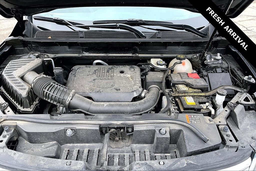 Used 2023 GMC Acadia SLE w/ Driver Convenience Package image 29