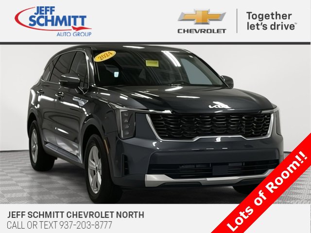 Used 2024 Kia Sorento LX