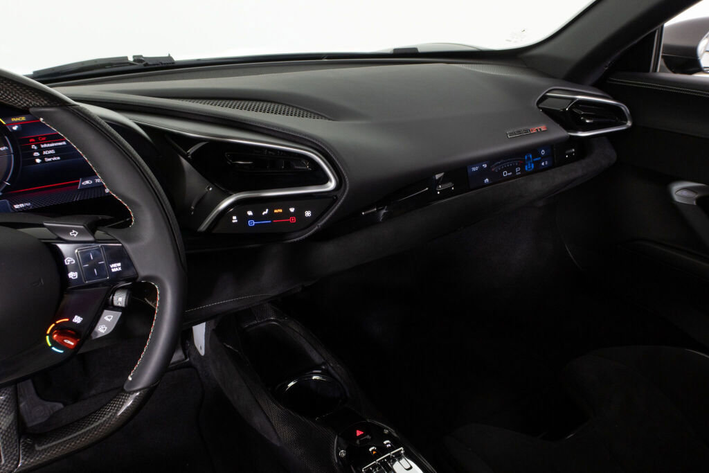 Used 2024 Ferrari 296 GTB image 38