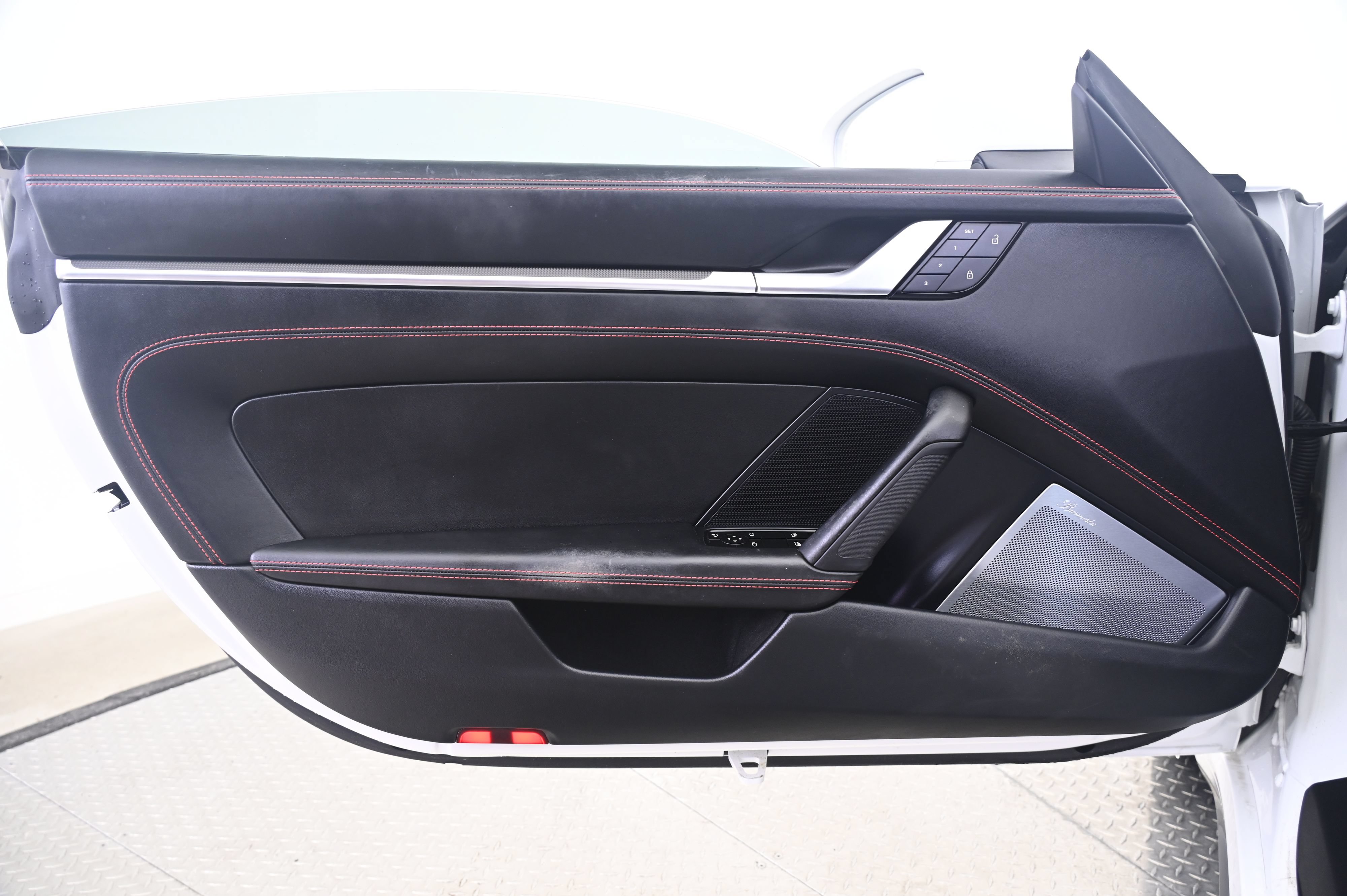 Certified 2024 Porsche 911 Targa 4S AWD/4WD image 25