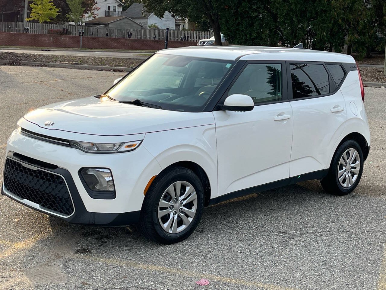 Used 2020 Kia Soul LX FWD image 5