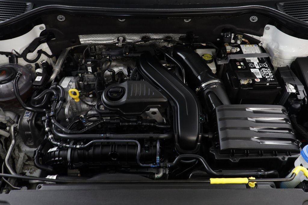 Certified 2024 Volkswagen Taos S image 21