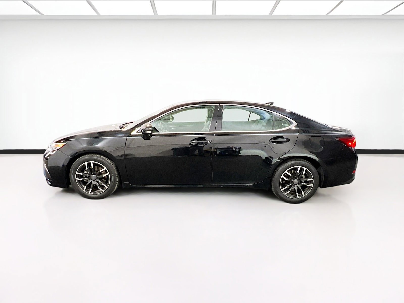 Used 2016 Lexus ES 350 image 24