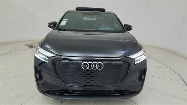 Used 2025 Audi Q4 e-tron Premium w/ Convenience Package image 13