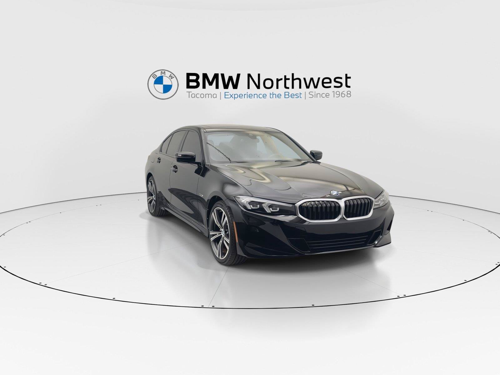 Used 2023 BMW 330e w/ Premium Package RWD image 7