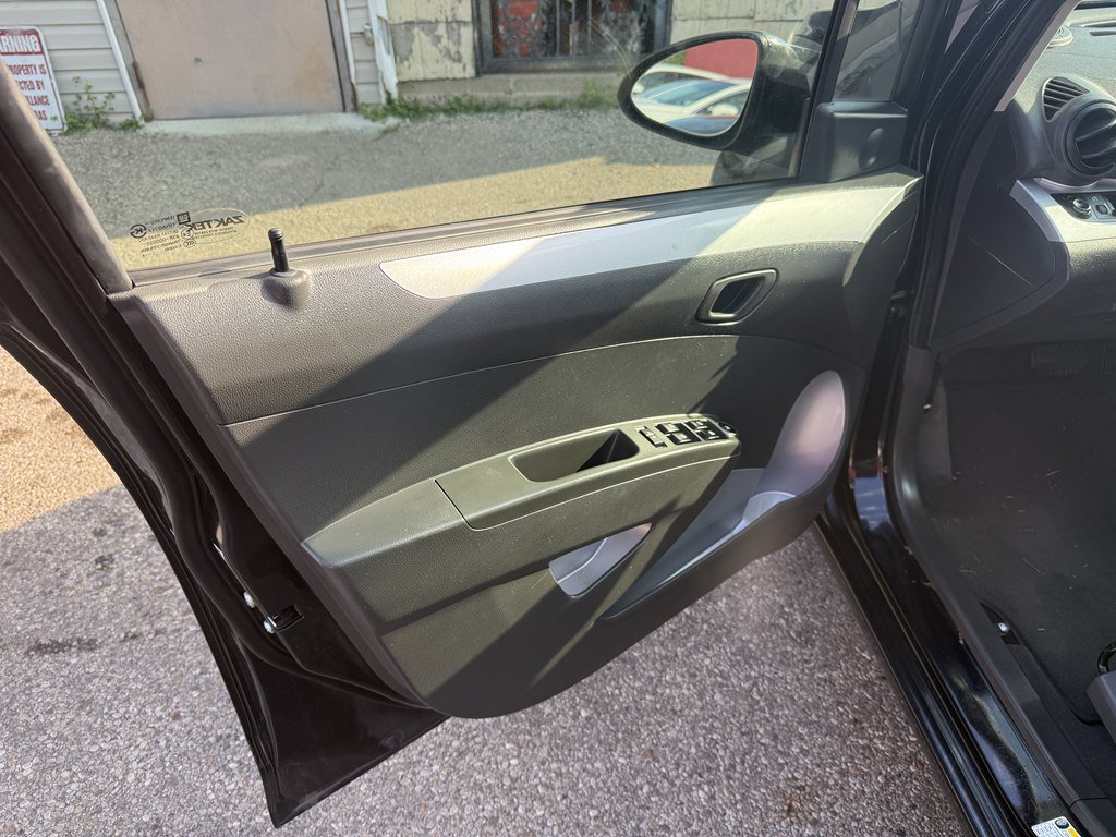 Used 2015 Chevrolet Spark LT FWD image 11