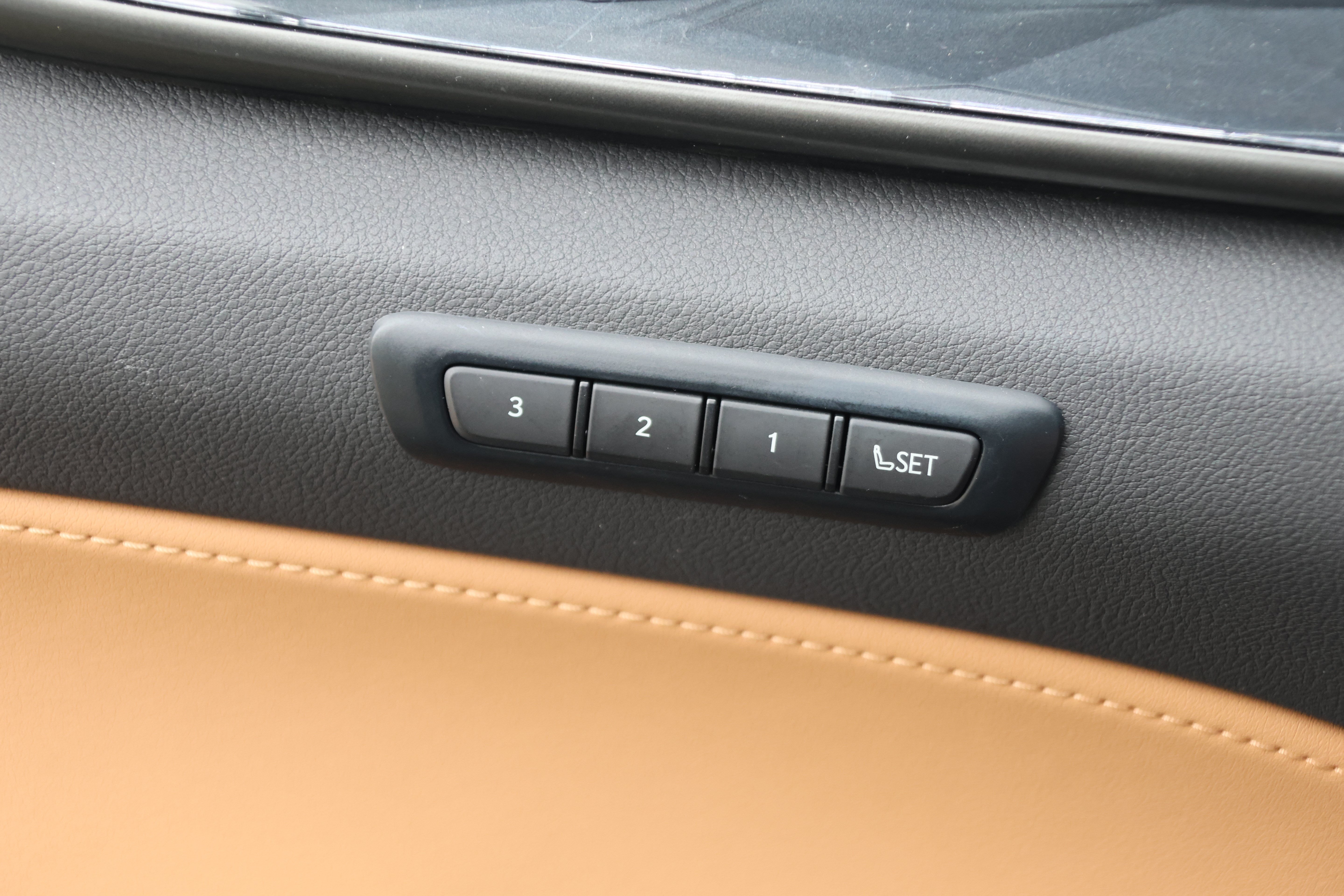 Certified 2024 Lexus NX 250 FWD image 13