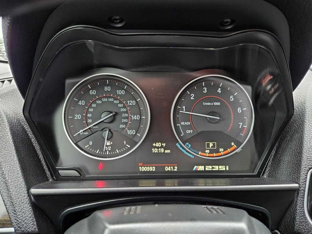 Used 2016 BMW M235i xDrive Convertible image 3