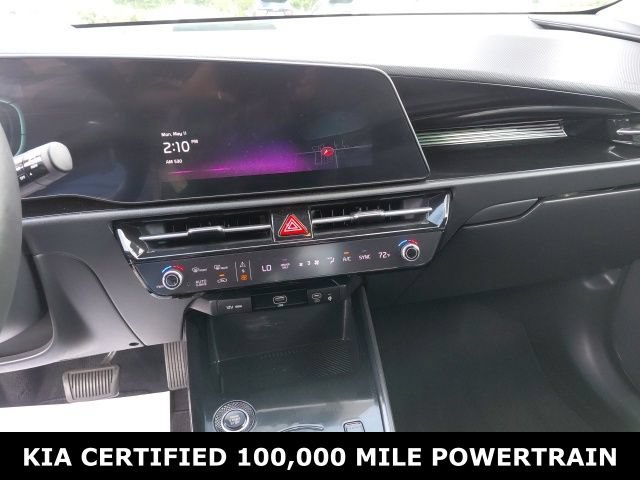Certified 2023 Kia Niro EX FWD image 12
