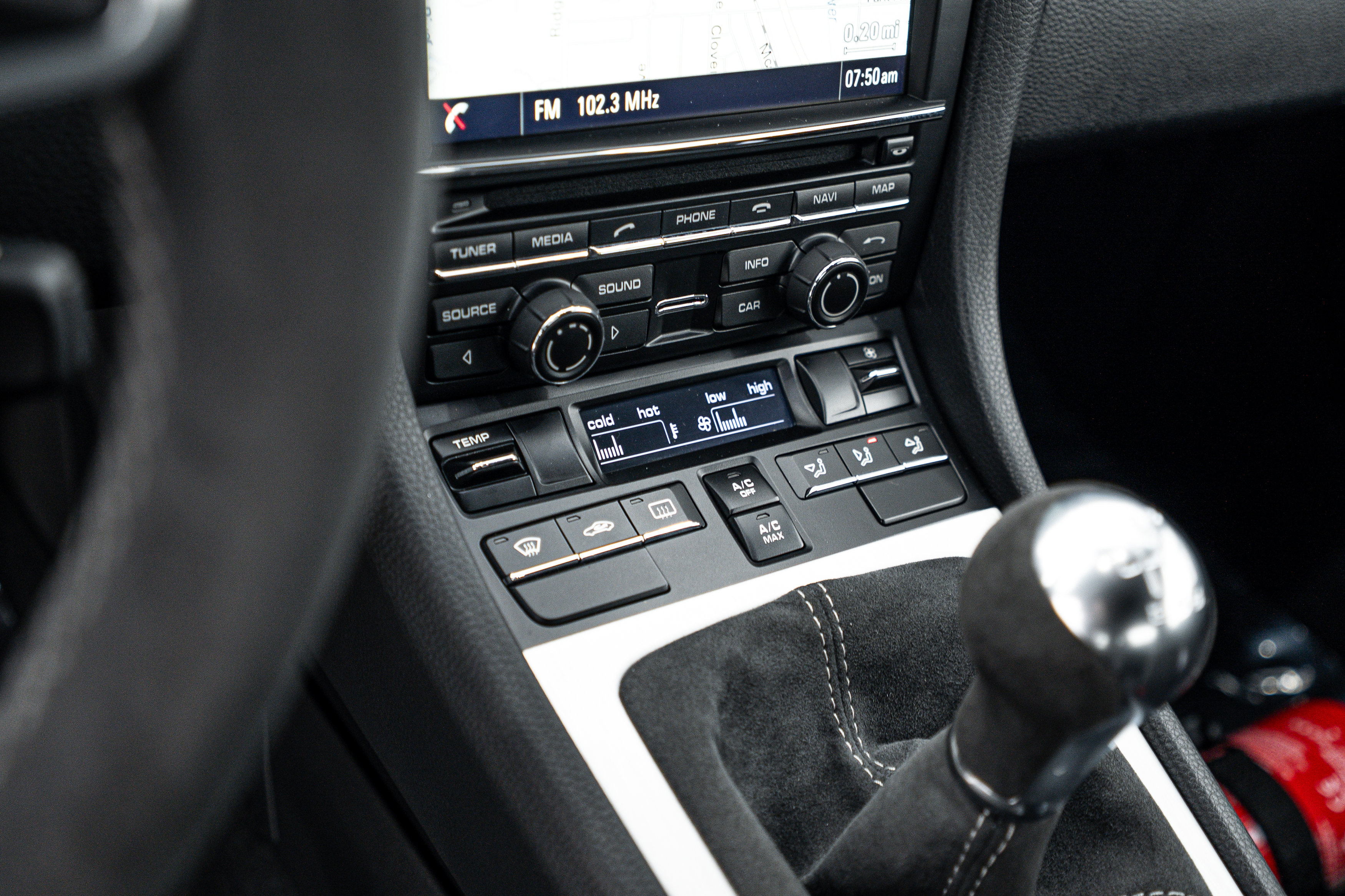 Certified 2016 Porsche Cayman GT4 RWD image 18
