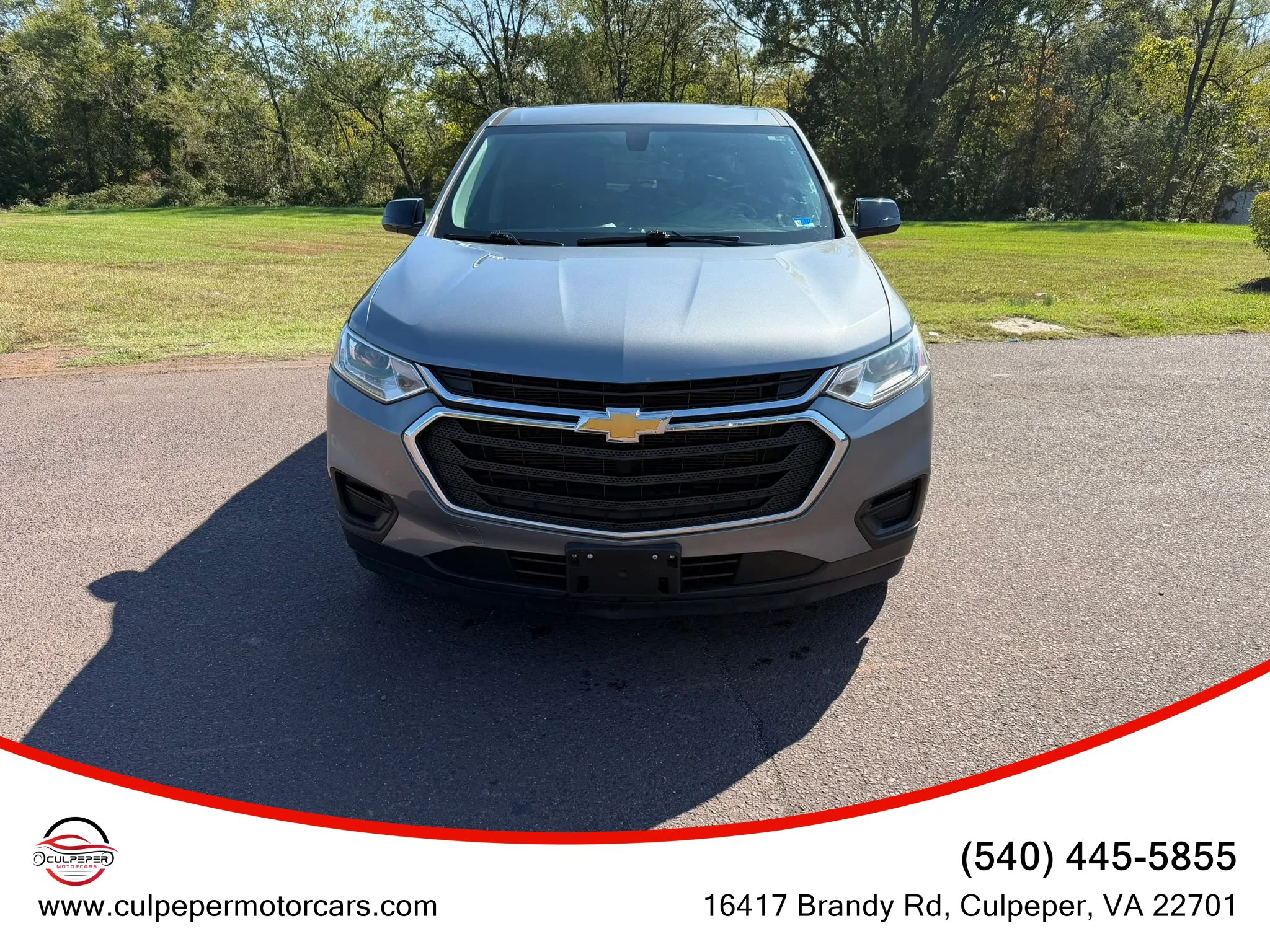 Used 2020 Chevrolet Traverse LS FWD image 1