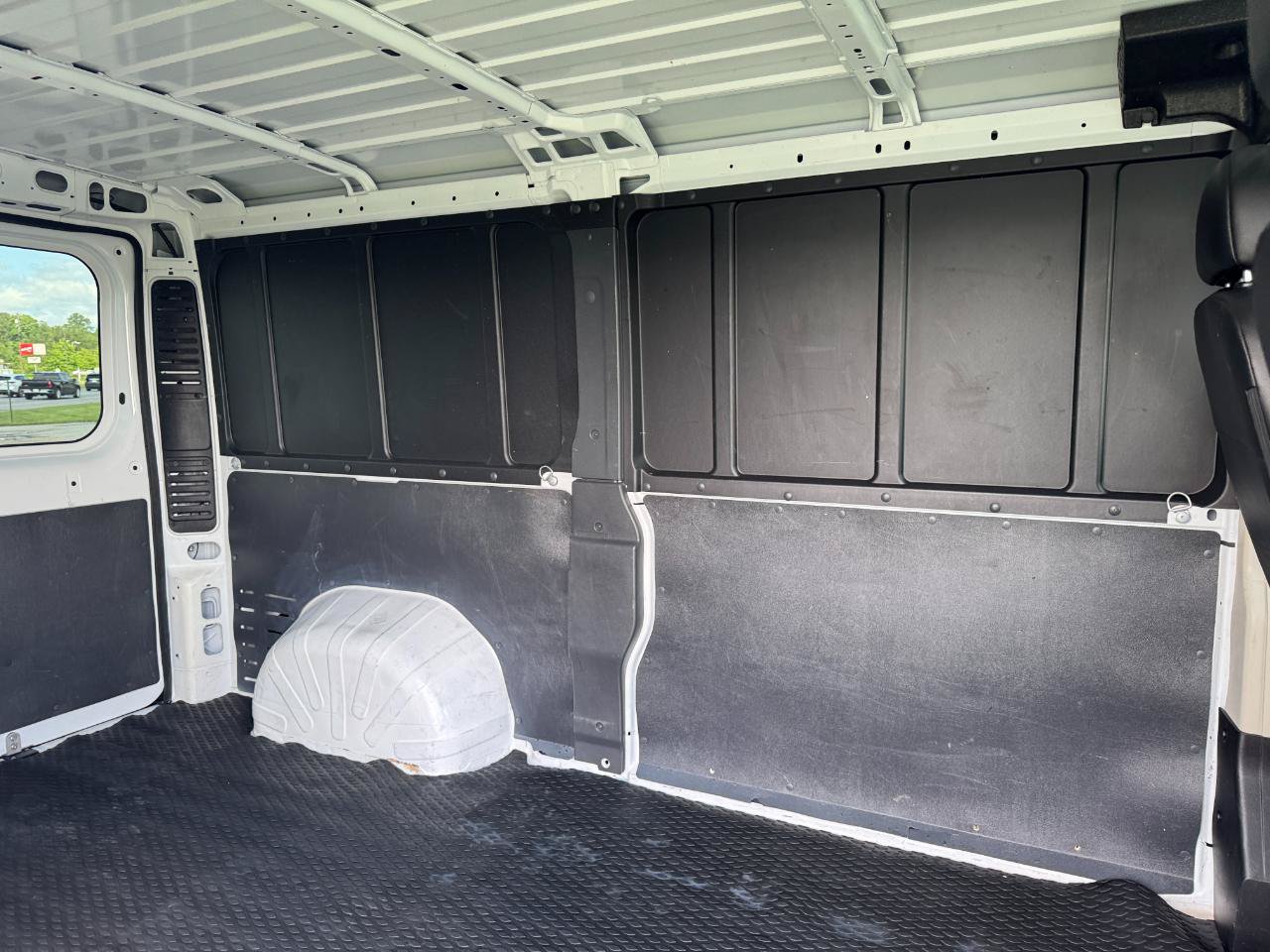 Used 2021 RAM ProMaster 2500 FWD image 14