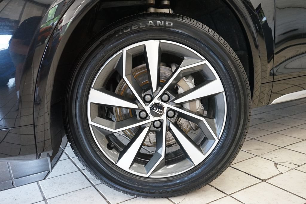Used 2023 Audi Q5 2.0T Premium AWD/4WD image 54
