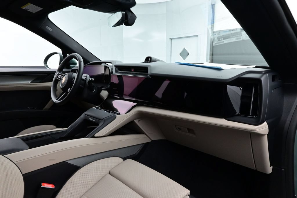 New 2026 Porsche Cayenne Electric AWD/4WD image 13