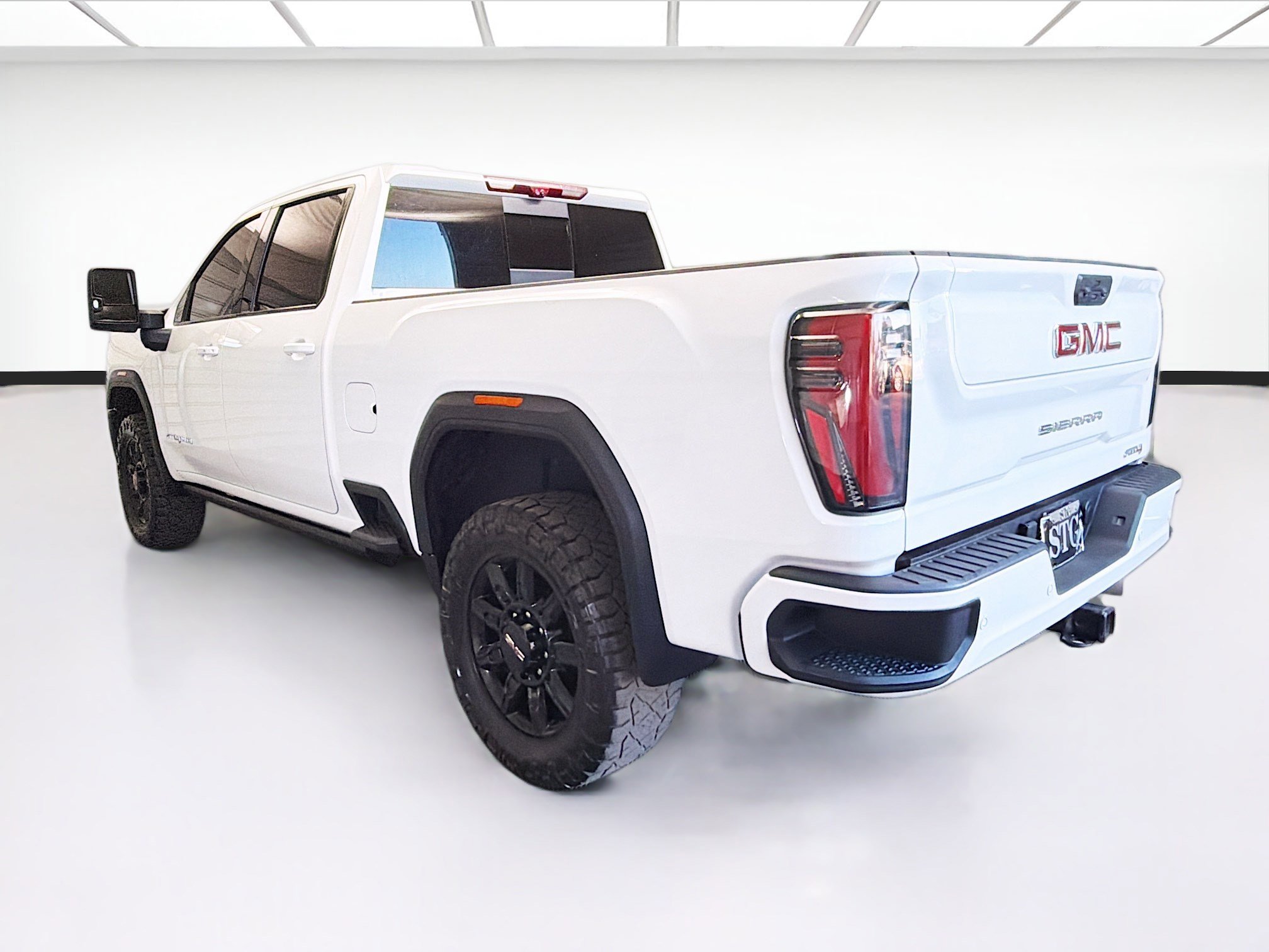 Used 2024 GMC Sierra 2500 AT4 w/ AT4 Premium Plus Package image 6