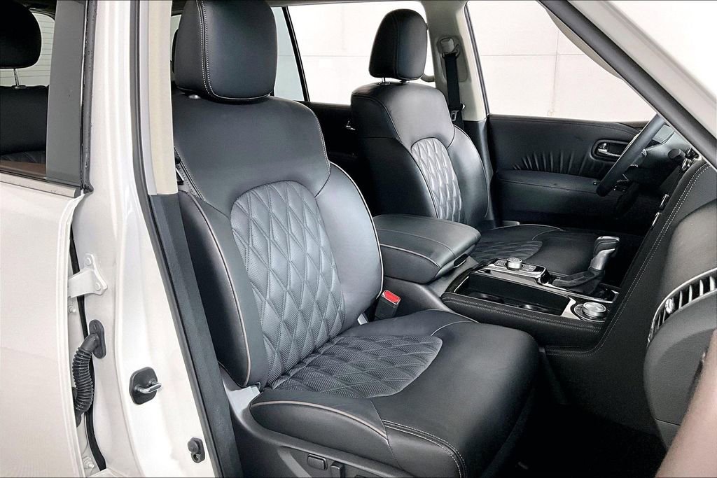 Used 2024 Nissan Armada Platinum w/ Captain's Chairs Package image 7