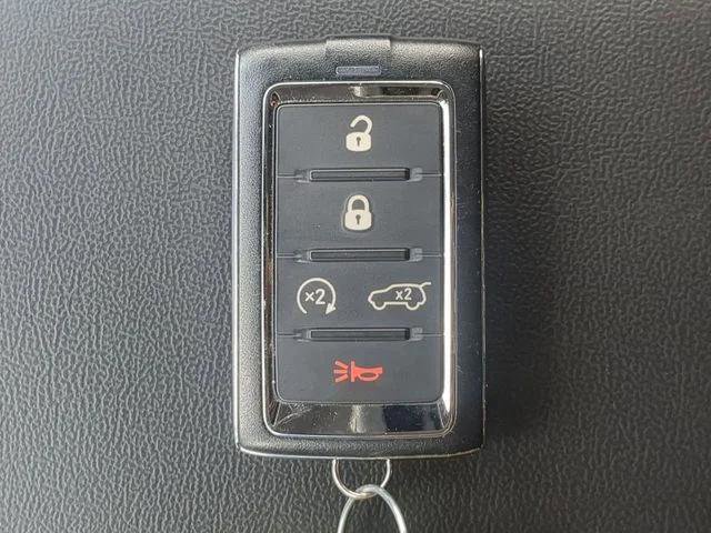 Certified 2023 Jeep Grand Cherokee Limited RWD image 38