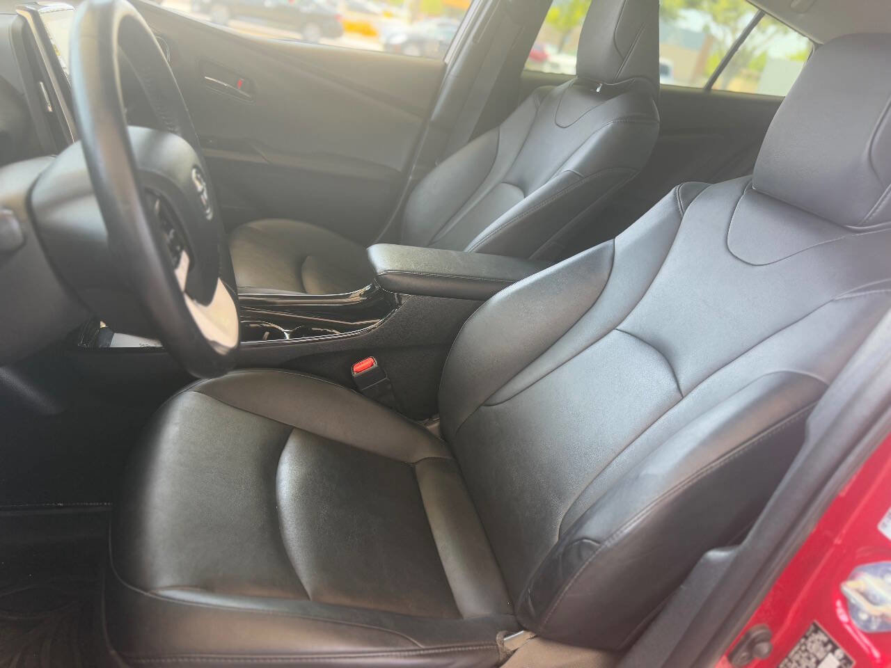 Used 2017 Toyota Prius Prime Premium image 15