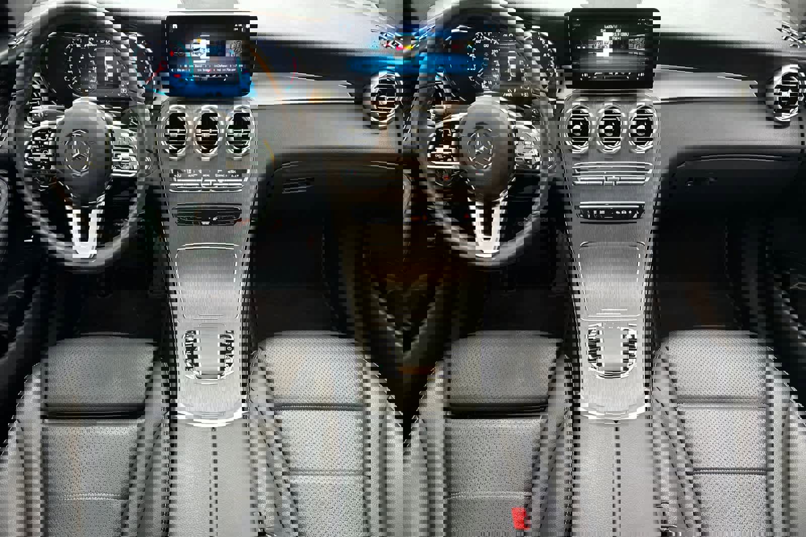 Used 2020 Mercedes-Benz GLC 300 4MATIC Coupe image 12