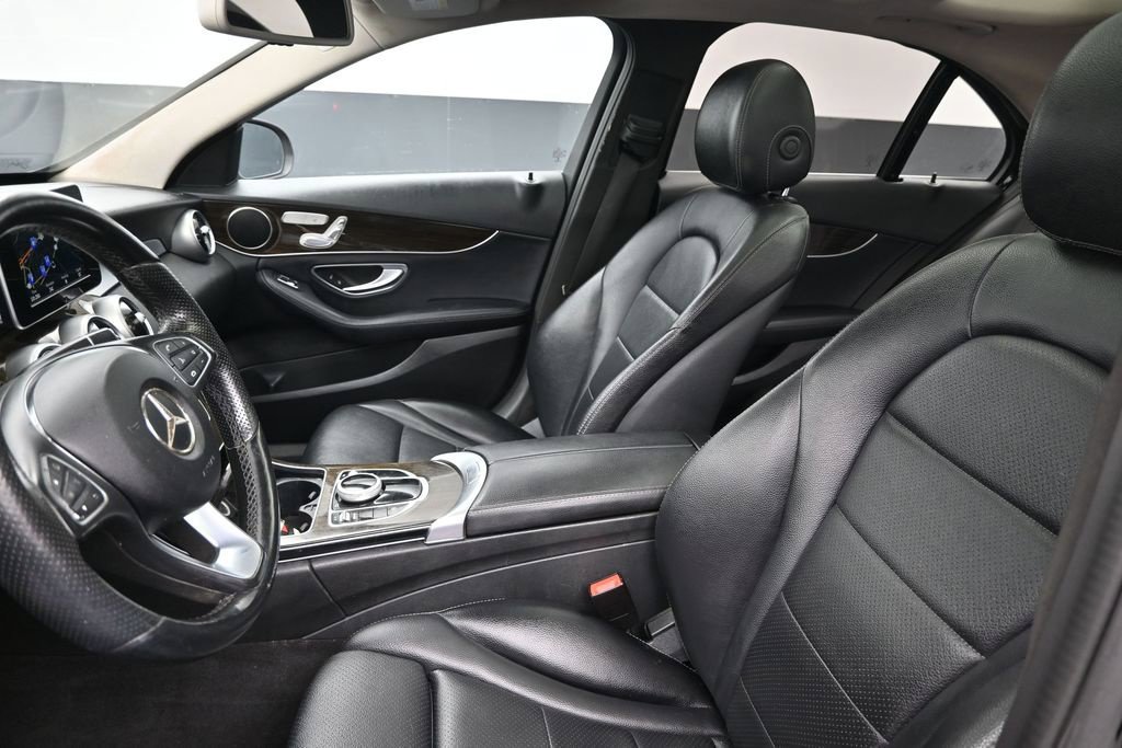 Used 2017 Mercedes-Benz C 300 4MATIC Sedan image 11