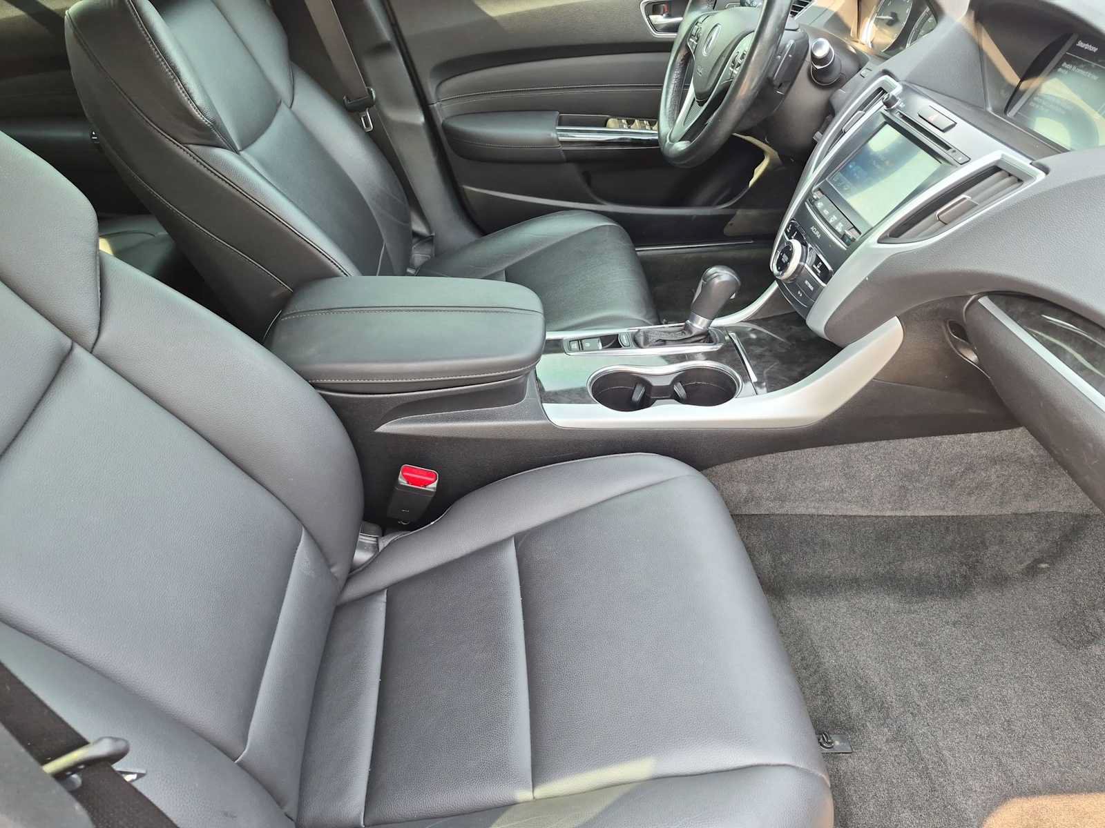 Used 2018 Acura TLX FWD image 22