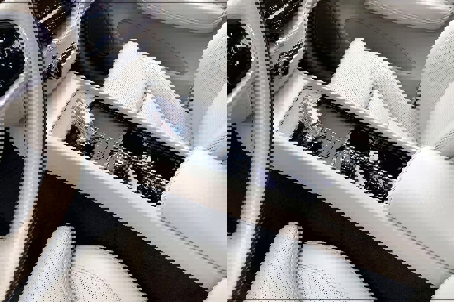 Used 2022 Volvo XC60 B5 Inscription w/ Advanced Package image 17