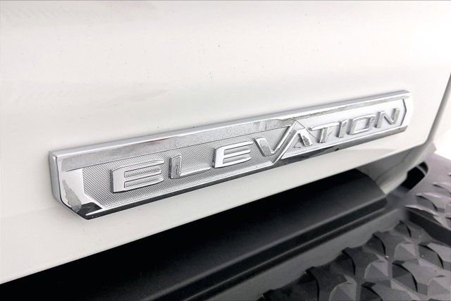 Used 2024 GMC Canyon Elevation image 7