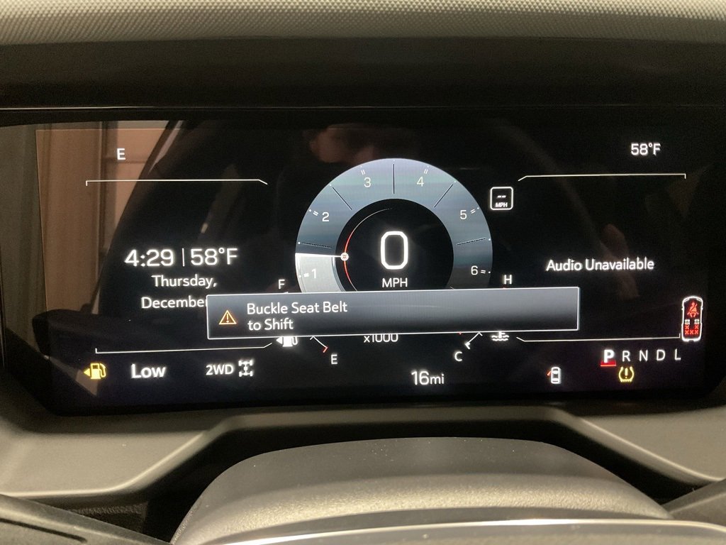 Used 2025 GMC Acadia AT4 image 17