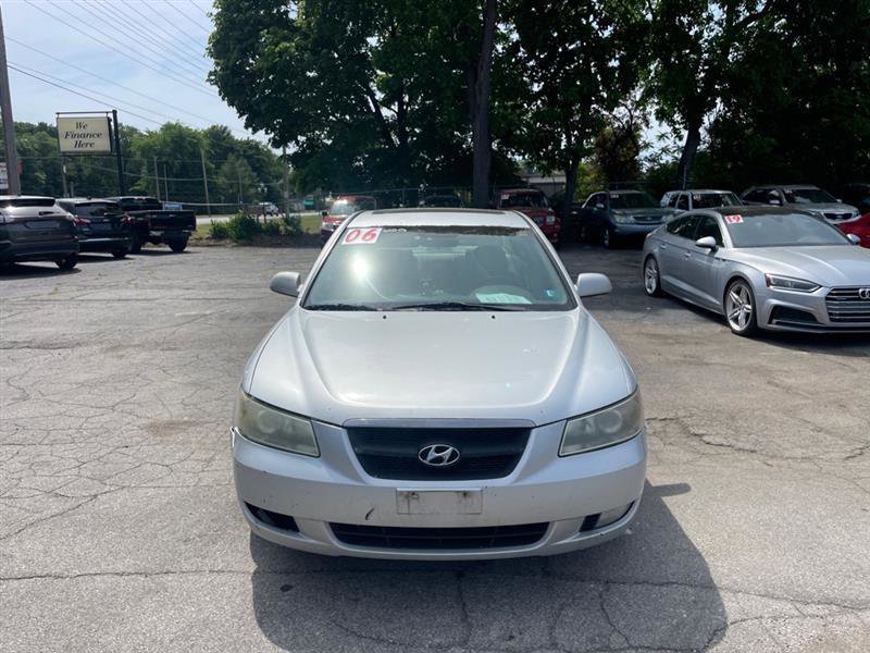 Used 2006 Hyundai Sonata GLS FWD image 2