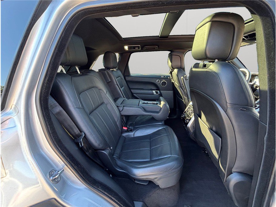 Used 2019 Land Rover Range Rover Sport HSE AWD/4WD image 46