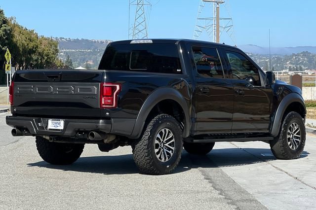 Used 2019 Ford F150 Raptor w/ Equipment Group 802A Luxury image 4
