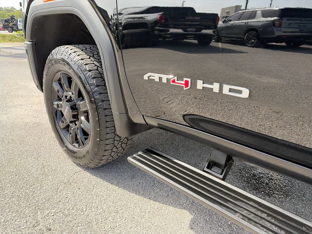 Certified 2024 GMC Sierra 2500 AT4 w/ AT4 Premium Plus Package AWD/4WD image 43