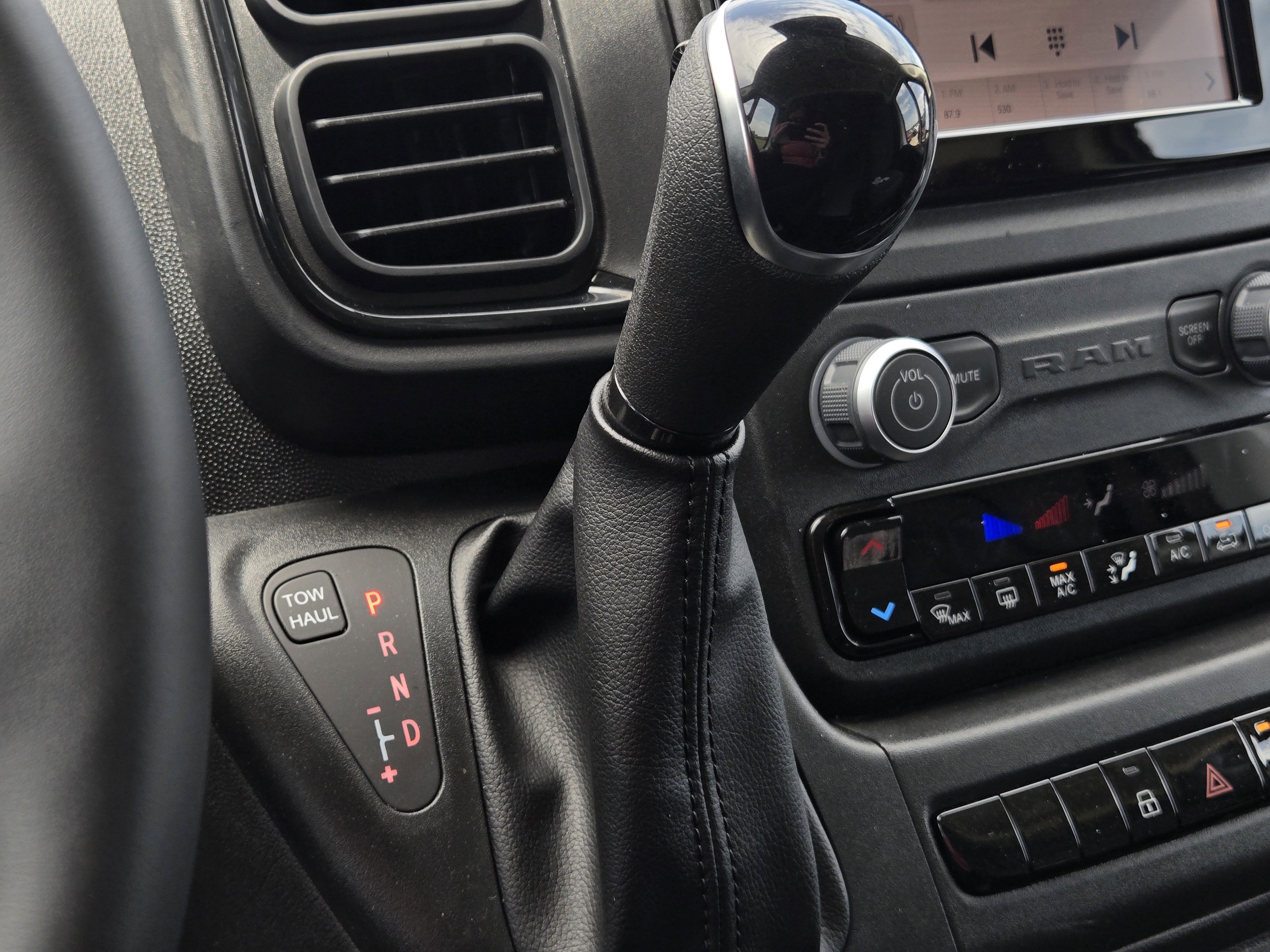 New 2026 RAM ProMaster 2500 w/ Advanced Safety Group FWD image 10