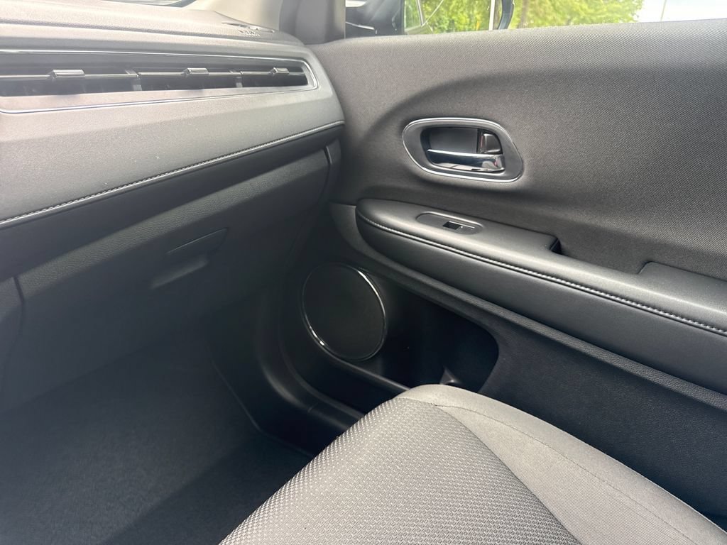 Used 2022 Honda HR-V EX image 17